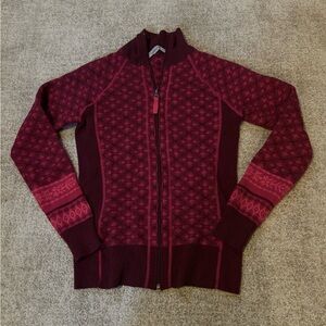 Athleta maroon and cranberry full zip ski sweater